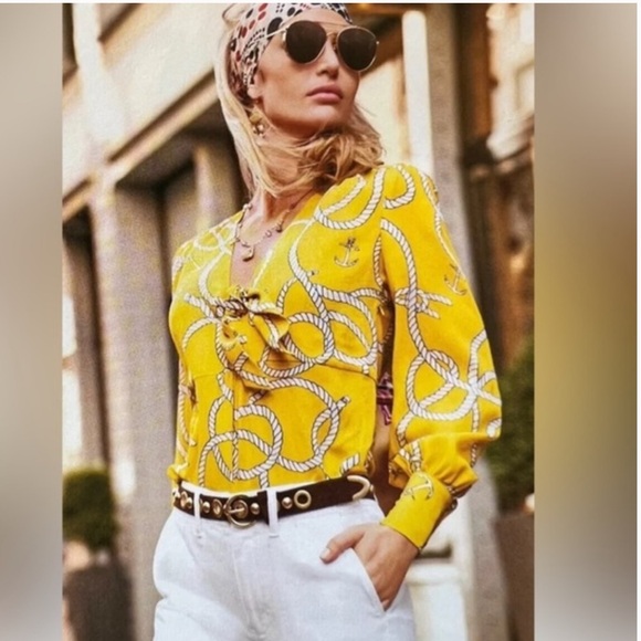 CAbi #5707 Mia Reef Knot Sunny Ropes Yellow
Slim Long Sleeve Blouse - Picture 2 of 6